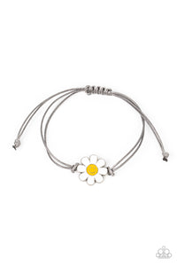 daisy-little-thing-silver-bracelet-paparazzi-accessories