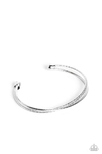 coachella-curls-silver-bracelet-paparazzi-accessories