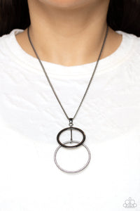 Wishing Well Whimsy - Black Necklace - Paparazzi Accessories