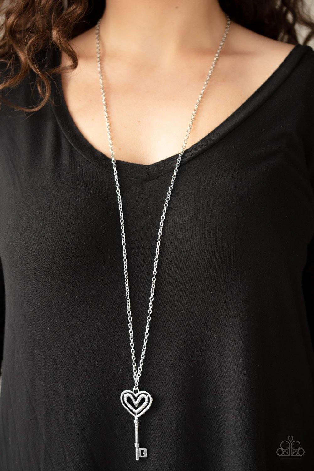 Unlock My Heart - Silver Necklace - Paparazzi Accessories - Sassysblingandthings