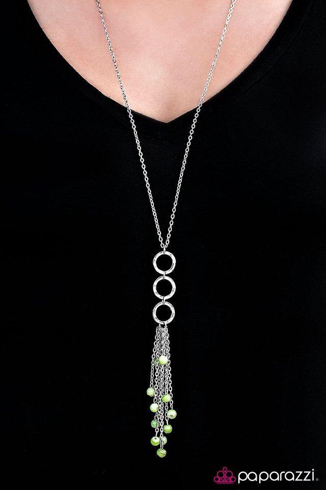 come-sail-away-green-necklace-paparazzi-accessories