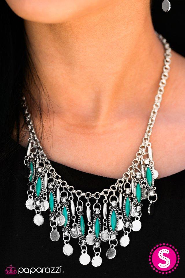 wonderfully-wild-blue-necklace-paparazzi-accessories