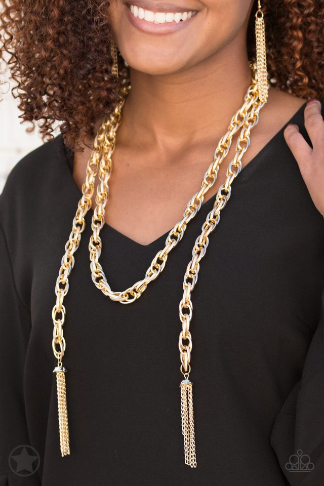 scarfed-for-attention-gold-necklace-paparazzi-accessories