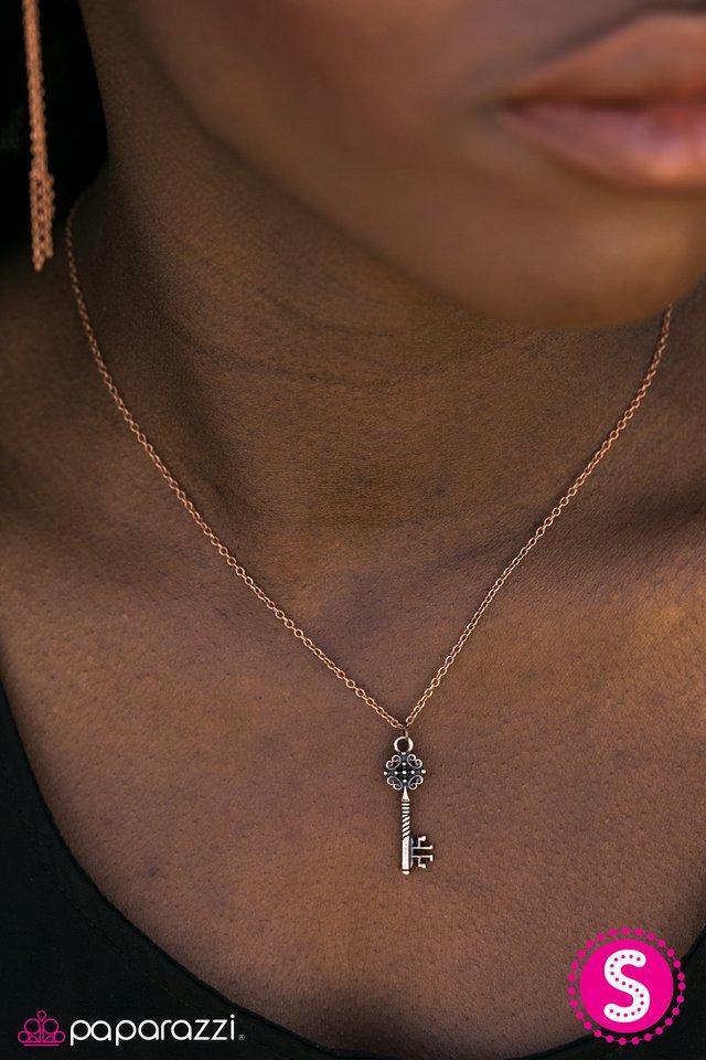 best-kept-secret-copper-necklace-paparazzi-accessories