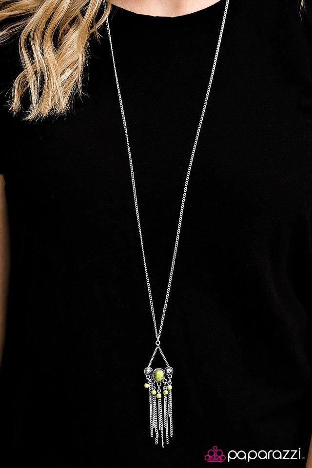 be-a-little-wild-green-necklace-paparazzi-accessories