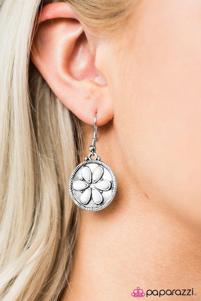 bet-your-bottom-sand-dollar-white-earrings-paparazzi-accessories