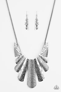 untamed-silver-necklace-paparazzi-accessories