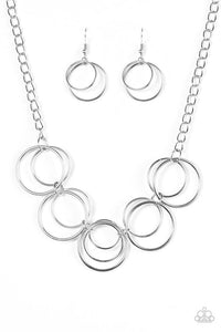 circle-du-soleil-silver-necklace-paparazzi-accessories