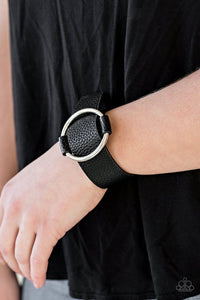simply-stylish-black-bracelet-paparazzi-accessories