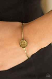modern-day-diva-brass-bracelet-paparazzi-accessories