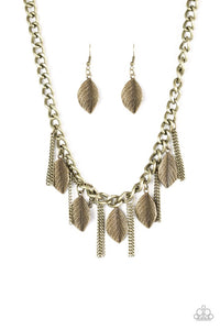 serenely-sequoia-brass-necklace-paparazzi-accessories
