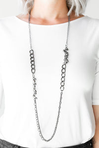 mega-megacity-black-necklace-paparazzi-accessories