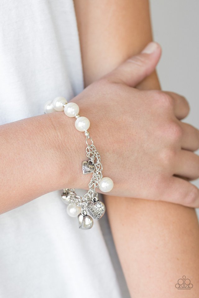 more-amour-white-bracelet-paparazzi-accessories