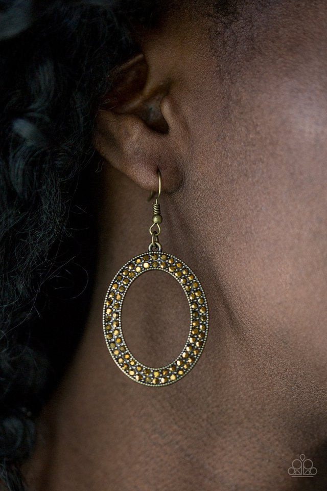 go-down-in-glitter-brass-earrings-paparazzi-accessories