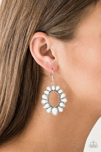 fashionista-flavor-white-earrings