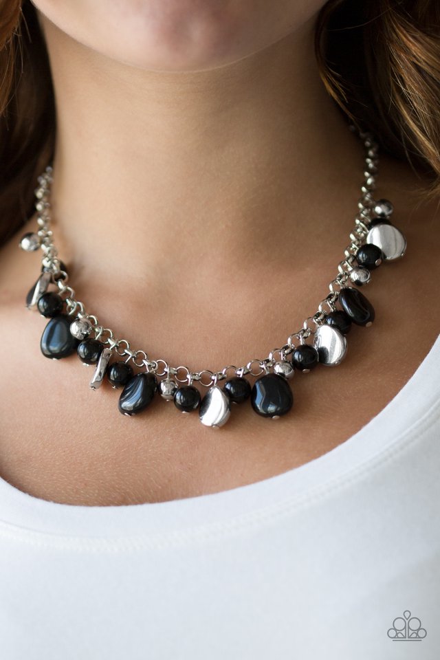 flirtatiously-florida-black-necklace-paparazzi-accessories