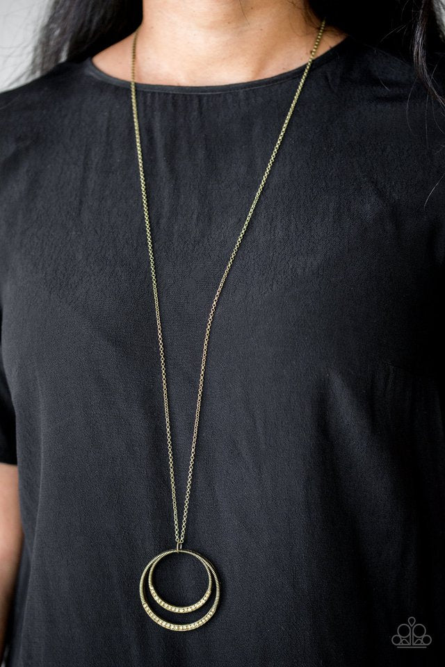 Front and EPICENTER - Brass Necklace - Paparazzi Accessories Sassysblingandthings Front and EPICENTER - Brass Necklace - Paparazzi Accessories Sassysblingandthings