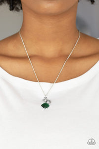 stylishly-square-green-necklace-paparazzi-accessories