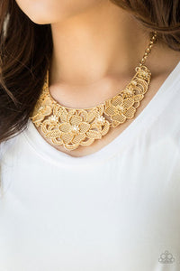 petunia-paradise-gold-necklace-paparazzi-accessories