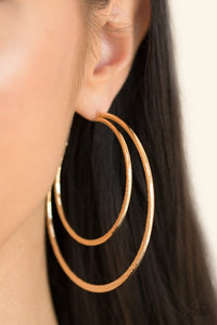 drop-it-like-its-haute-gold-earrings-paparazzi-accessories