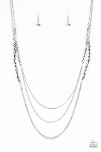 shimmer-showdown-silver-necklace-paparazzi-accessories
