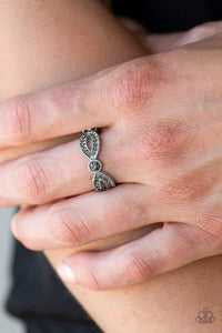 extra-side-of-elegance-silver-ring