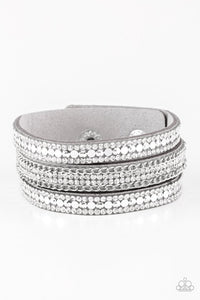 fashion-fanatic-silver-bracelet-paparazzi-accessories