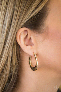 hoop-me-up!-gold-earrings-paparazzi-accessories