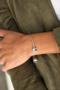 totally-traditional-silver-bracelet-paparazzi-accessories