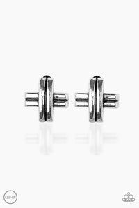 couture-crossover-silver-earrings-paparazzi-accessories