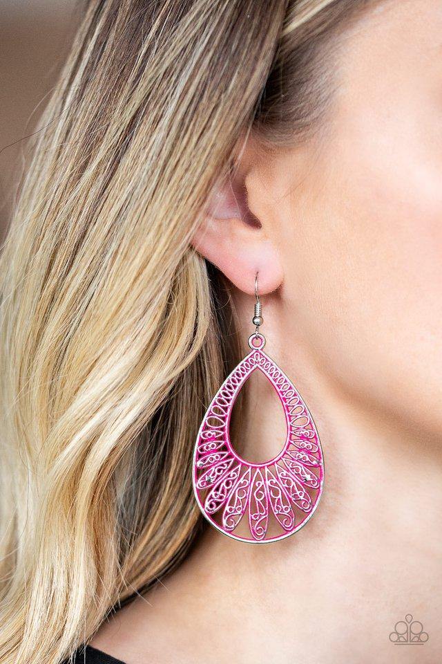 flamingo-flamenco-pink-earrings-paparazzi-accessories