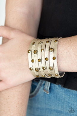 go-getter-glamorous-brass-bracelet-paparazzi-accessories