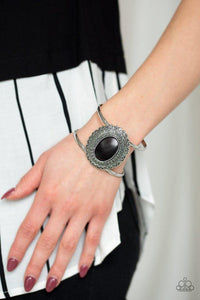 extra-empress-ive-black-bracelet-paparazzi-accessories