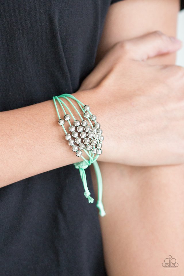 without-skipping-a-bead-green-bracelet-paparazzi-accessories