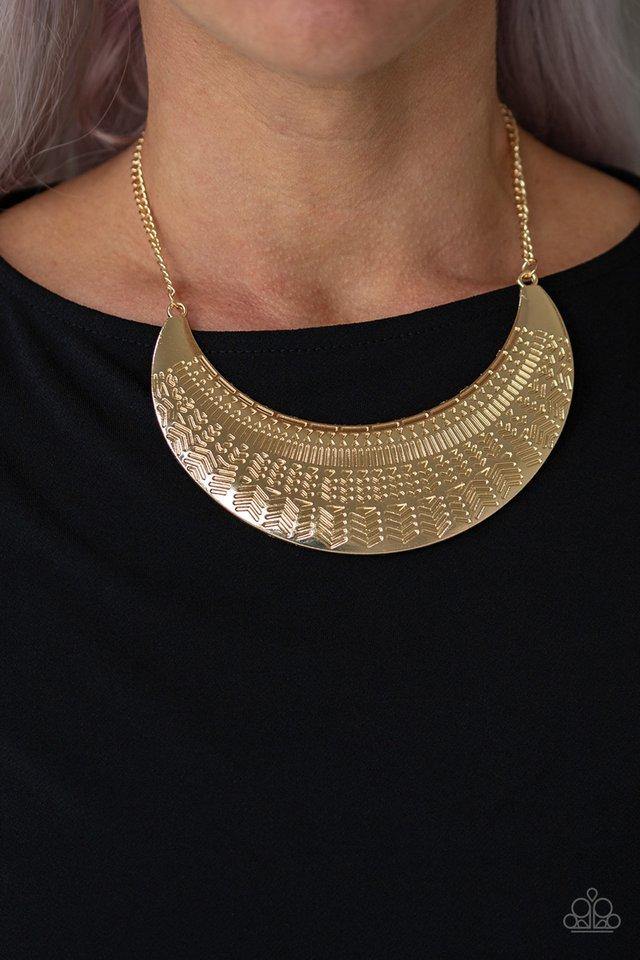 large-as-life-gold-necklace-paparazzi-accessories