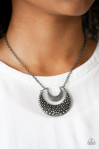get-well-moon-silver-necklace-paparazzi-accessories