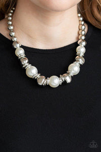 hollywood-haute-spot-white-necklace-paparazzi-accessories