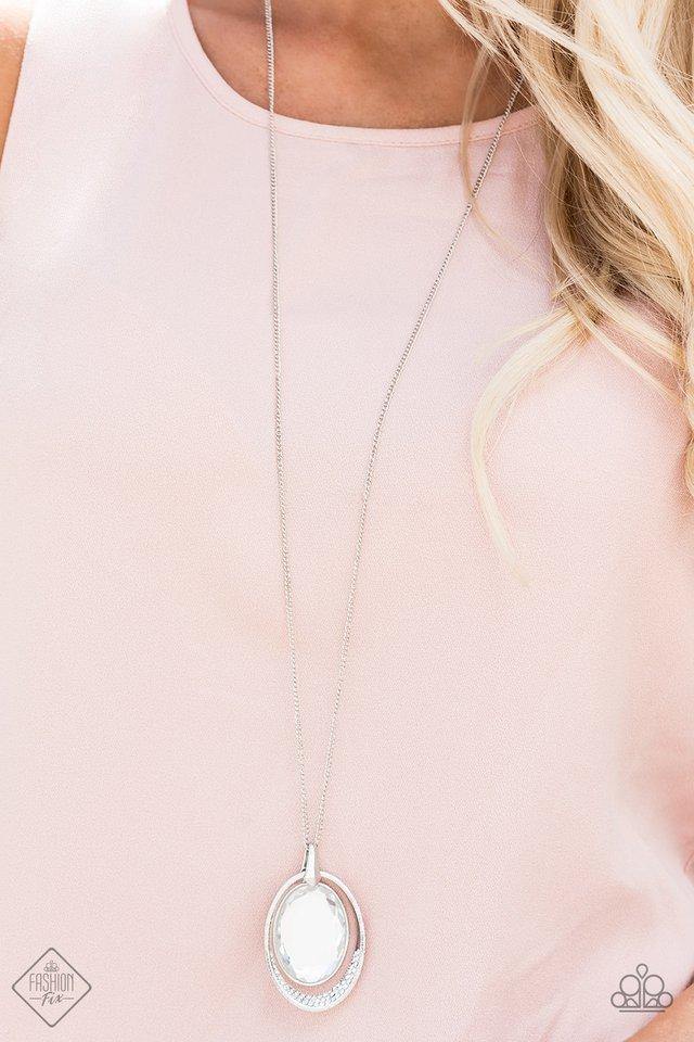 metro-must-have-necklace