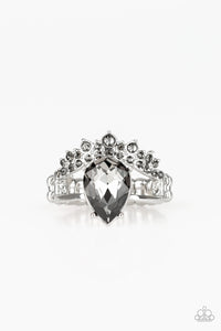 if-the-crown-fits-silver-8610-paparazzi-accessories