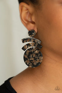 in-the-haute-seat-black-earrings-paparazzi-accessories