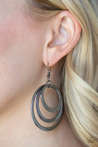 tempting-texture-black-earrings-paparazzi-accessories