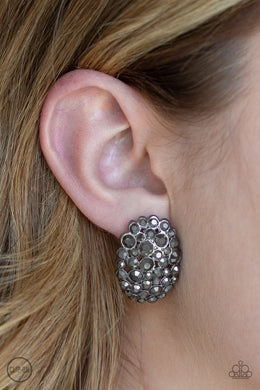 daring-dazzle-black-earrings-paparazzi-accessories