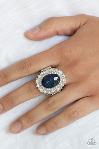 show-glam-blue-ring-paparazzi-accessories