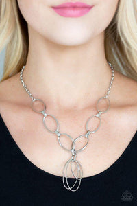 all-oval-town-silver-necklace-paparazzi-accessories