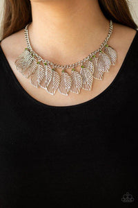 feathery-foliage-green-necklace-paparazzi-accessories