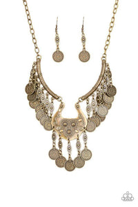 treasure-temptress-brass-necklace-paparazzi-accessories
