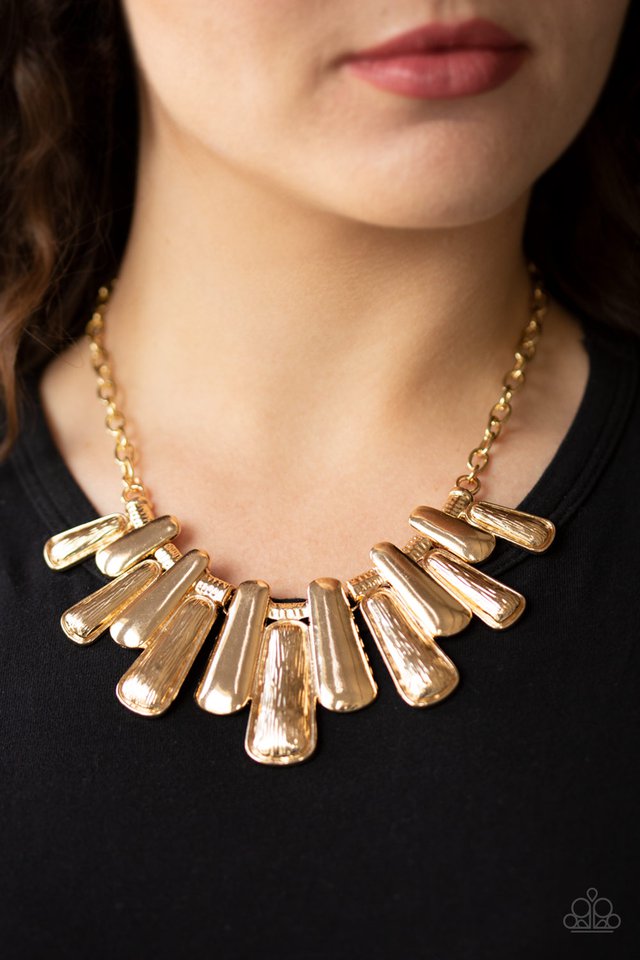 mane-up-gold-necklace-paparazzi-accessories