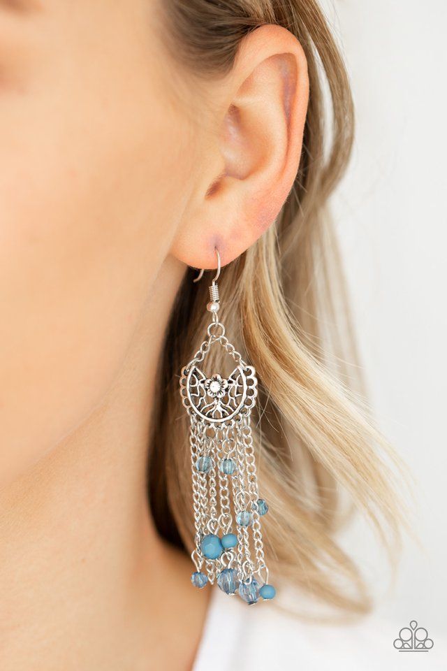 daisy-daydream-blue-earrings-paparazzi-accessories