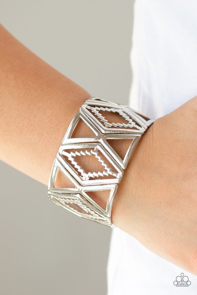textile-tango-silver-bracelet-paparazzi-accessories