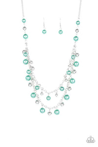 fantastic-flair-green-necklace-paparazzi-accessories